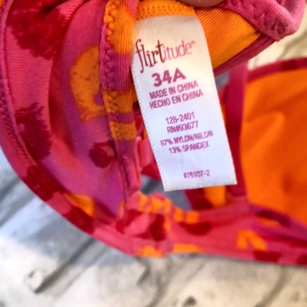 Flirtitude Kiss Print Bikini Top Pink and Orange Lips Swim Top Swimsuit Bra 34A - Picture 7 of 11